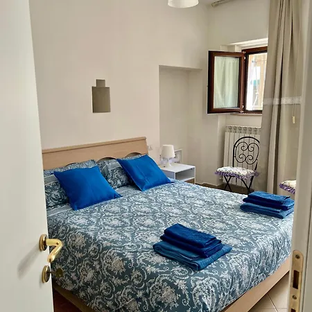 La Casa Di Elpsi Apartment Pedaso