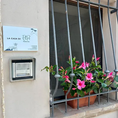 La Casa Di Elpsi Apartment Pedaso